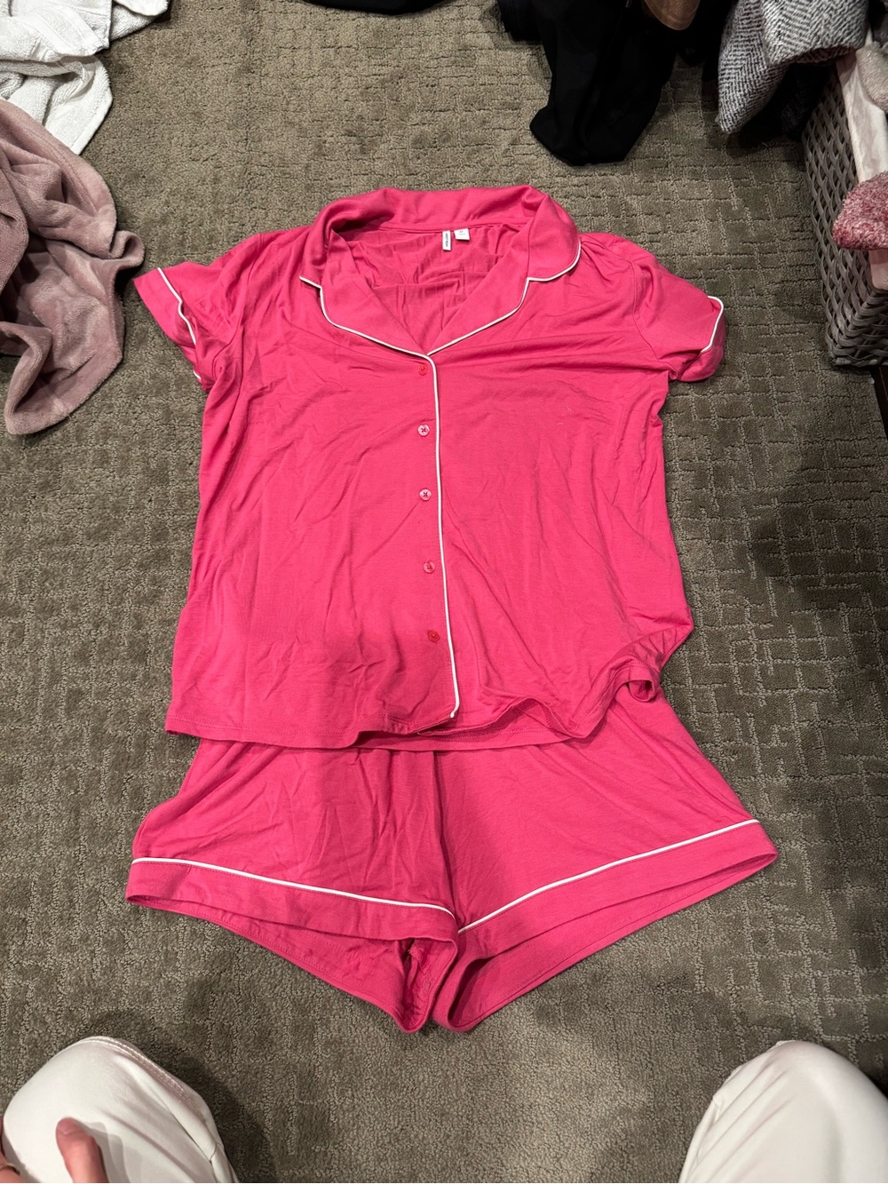 Nordstrom Hot Pink Short-Sleeve Button Pajama Set with White Piping
